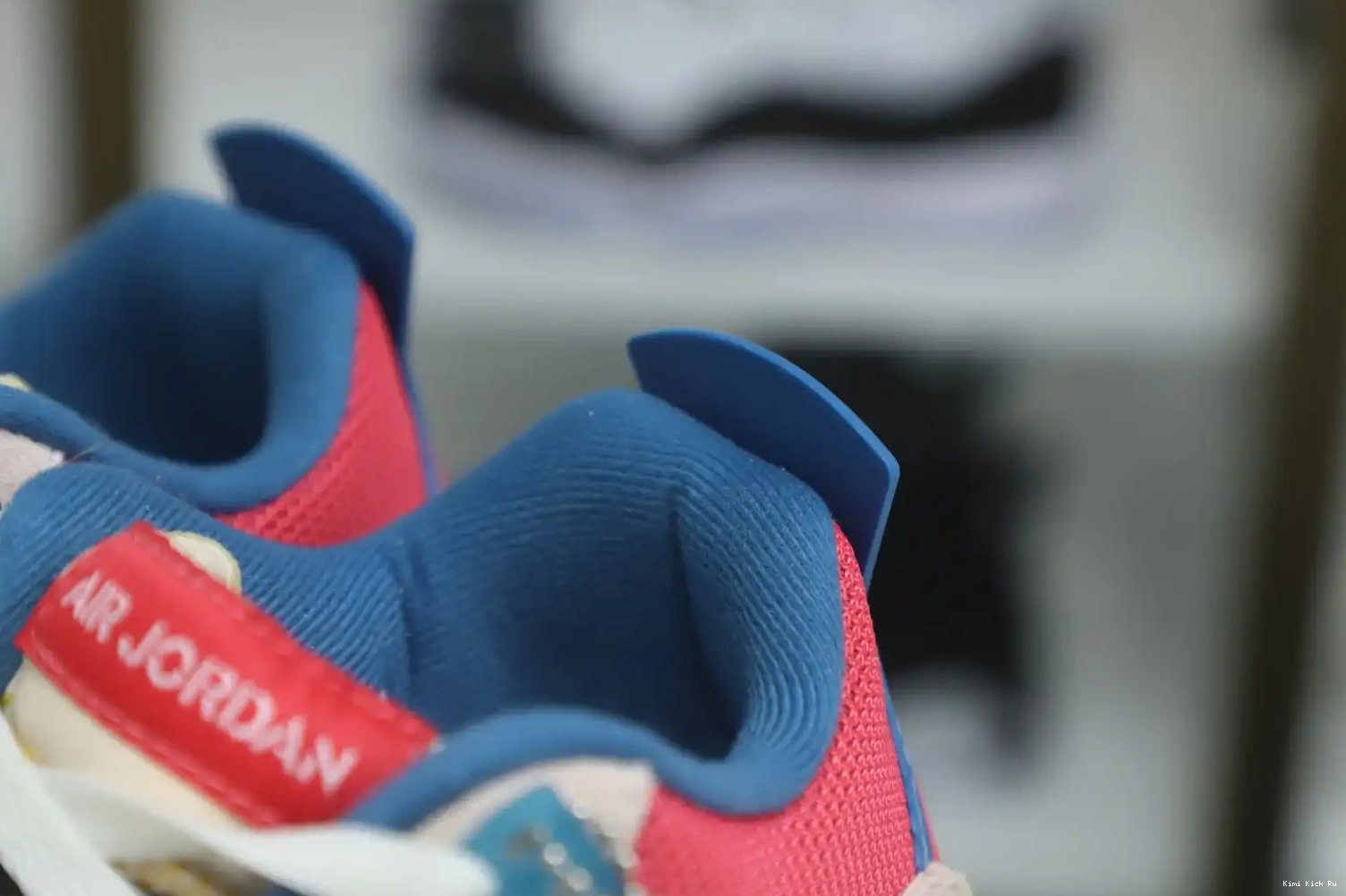 RETRO JORDAN UNION X ICE' 4 'GUAVA LA Kimikick AIR 0709